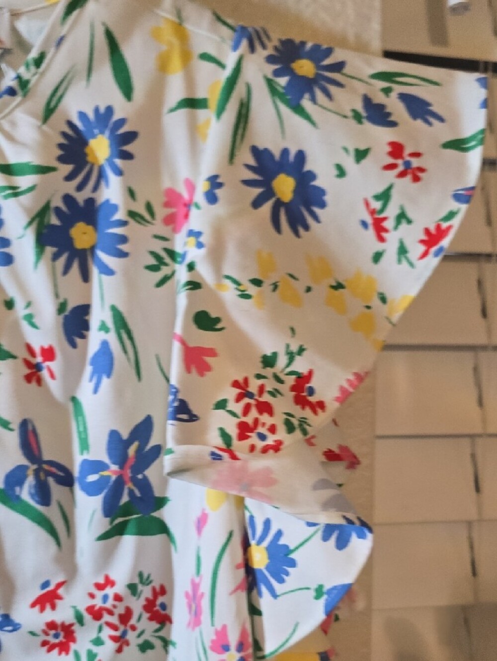 kate spade White Floral Ruffle Sleeve Blouse - Picture 4 of 8